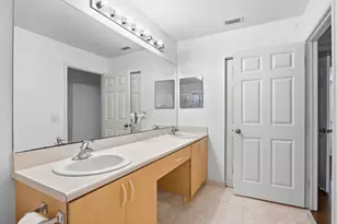 660 Imperial Lake Rd, West Palm Beach, FL 33413 - Photo 24