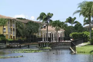 155 NW 96th Terrace, Pembroke Pines, FL 33024 - Photo 8