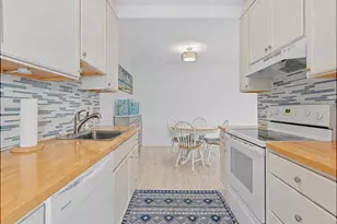 131 Doolen Ct, North Palm Beach, FL 33408 - Photo 4