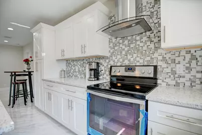 1970 NE 35th Street, Lighthouse Point, FL 33064 - Photo 4