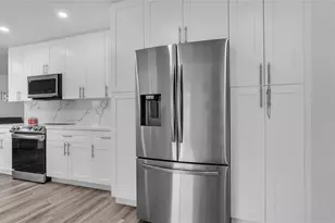 4861 NW 6th Ct, Plantation, FL 33317 - Photo 2