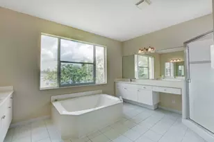 1388 Beacon Cir, Wellington, FL 33414 - Photo 4