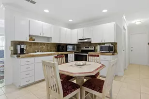 8685 SE Keathley Ct, Hobe Sound, FL 33455 - Photo 16