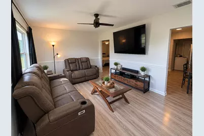 2405 3rd Avenue SE, Vero Beach, FL 32962 - Photo 2