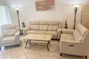 9410 N Hollybrook Lake Dr, Pembroke Pines, FL 33025 - Photo 8