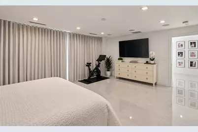 1920 SW 32nd Place, Miami, FL 33145 - Photo 14