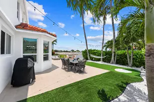 1237 Avondale Ln, West Palm Beach, FL 33409 - Photo 38