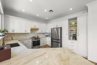 1237 Avondale Lane, West Palm Beach, FL 33409 - Photo 10