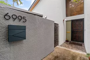 6995 SW 67th Ave SW, South Miami, FL 33143 - Photo 2
