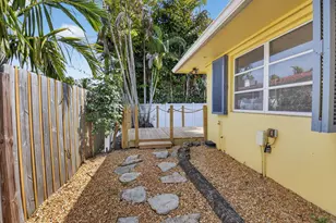 111 SE 7th Ave, Delray Beach, FL 33483 - Photo 1