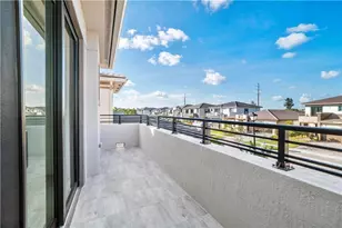10870 Oceano Wy, Parkland, FL 33076 - Photo 30