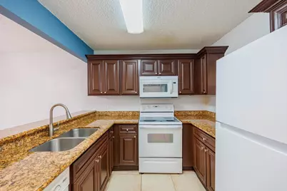 1524 Lake Crystal Drive #E, Royal Palm Beach, FL 33411 - Photo 16
