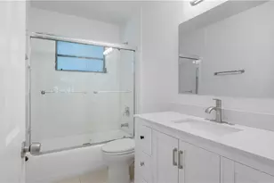 2161 NE 35th St, Lighthouse Point, FL 33064 - Photo 14