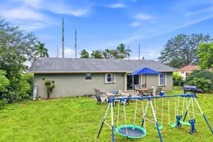 234 La Mancha Ave, Royal Palm Beach, FL 33411 - Photo 24