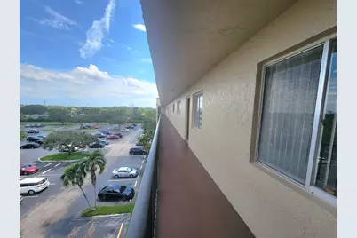 7840 NW 50th Street #504, Lauderhill, FL 33351 - Photo 6