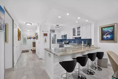 21864 Arriba Real, Boca Raton, FL 33433 - Photo 8