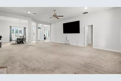 5863 NW Carovel Avenue, Port Saint Lucie, FL 34986 - Photo 10