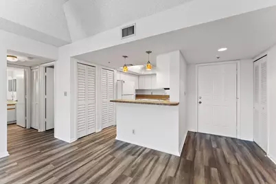 700 Uno Lago Drive #404, Juno Beach, FL 33408 - Photo 4