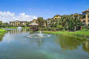 700 Uno Lago Dr, Juno Beach, FL 33408 - Photo 2