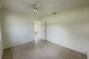 815 Bayberry Dr, Lake Park, FL 33403 - Photo 12