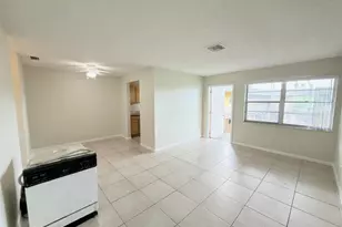 200 Croton Ave, Lantana, FL 33462 - Photo 10