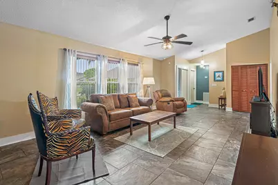 5104 Candlewood Court, Lake Worth, FL 33467 - Photo 8
