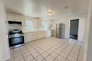 706 23rd St, West Palm Beach, FL 33407 - Photo 2