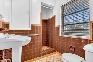 702 S Riverside Dr, Pompano Beach, FL 33062 - Photo 18