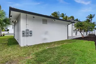702 S Riverside Dr, Pompano Beach, FL 33062 - Photo 52