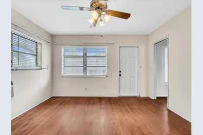 702 S Riverside Drive, Pompano Beach, FL 33062 - Photo 14