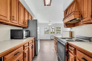 702 S Riverside Dr, Pompano Beach, FL 33062 - Photo 26