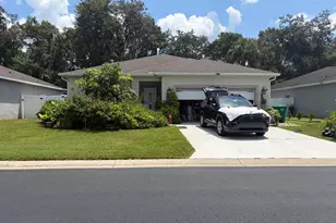 5250 Oakland Lake Cir, Fort Pierce, FL 34951 - Photo 2