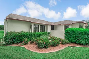 10301 Greenbriar Ct, Boca Raton, FL 33498 - Photo 4