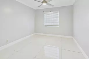 657 Perdido Heights Dr, West Palm Beach, FL 33413 - Photo 16