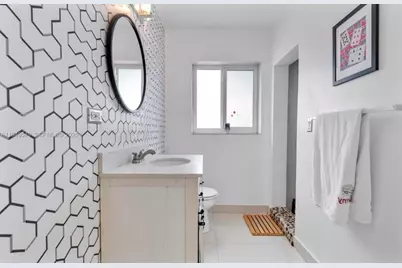 12660 Griffing Boulevard, North Miami, FL 33161 - Photo 6