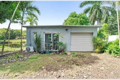 12660 Griffing Boulevard, North Miami, FL 33161 - Photo 8