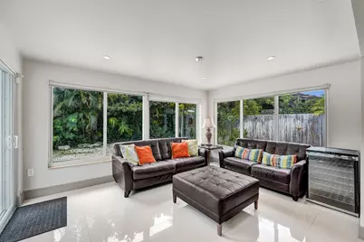 1908 NE 27th Drive, Wilton Manors, FL 33306 - Photo 16