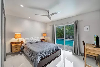 1908 NE 27th Drive, Wilton Manors, FL 33306 - Photo 32