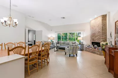 435 Mohawk Lane, Boca Raton, FL 33487 - Photo 14