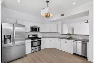 11028 Legacy Drive #302, Palm Beach Gardens, FL 33410 - Photo 4
