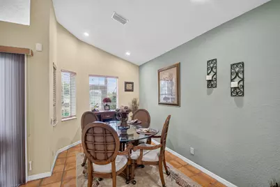 6097 Bay Isles Drive, Boynton Beach, FL 33437 - Photo 18