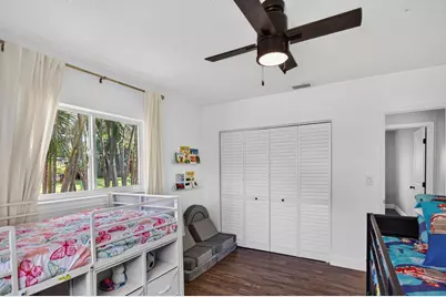 1717 NW 36th Court, Oakland Park, FL 33309 - Photo 16