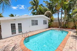 211 Dartmouth Dr, Lake Worth Beach, FL 33460 - Photo 2