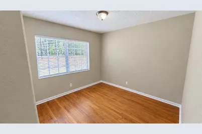 211 Dartmouth Drive, Lake Worth Beach, FL 33460 - Photo 12