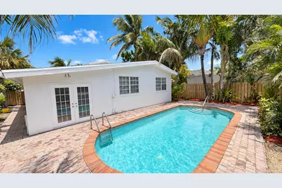211 Dartmouth Drive, Lake Worth Beach, FL 33460 - Photo 2
