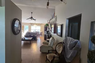2041 Fawn Meadow Cir, Saint Cloud, FL 34772 - Photo 4