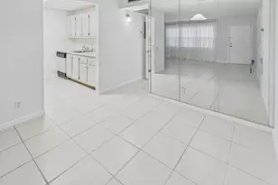 13155 SW 7th Ct, Pembroke Pines, FL 33027 - Photo 10