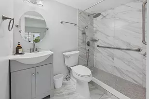 13155 SW 7th Ct, Pembroke Pines, FL 33027 - Photo 22