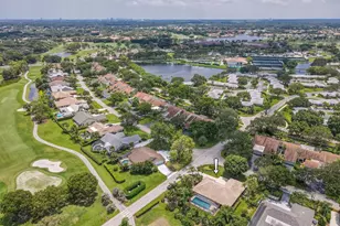 13 Balfour Rd W, Palm Beach Gardens, FL 33418 - Photo 26