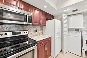 424 NW 70th Ave, Plantation, FL 33317 - Photo 14